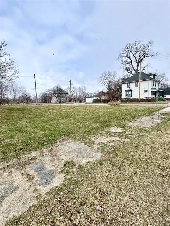 3098 Parker, Detroit, MI 48214 - #2