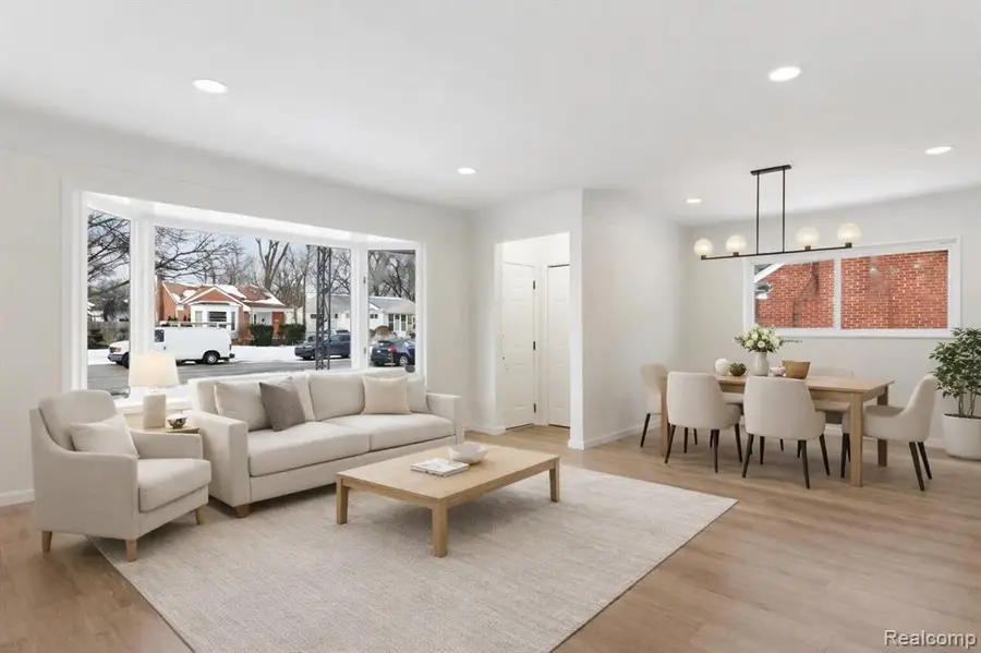 1544 Sheffield, Birmingham, MI 48009 - #2
