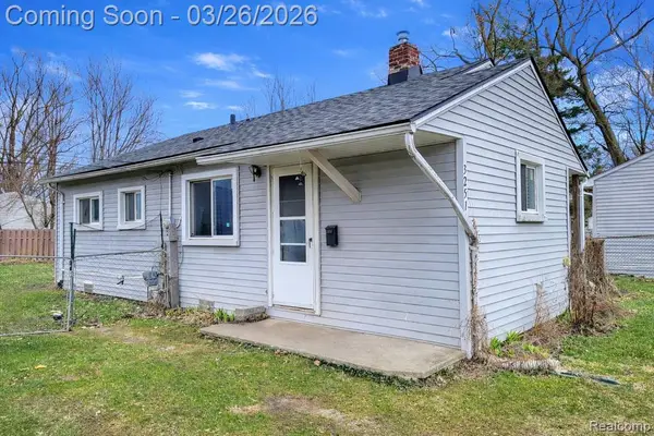 32516 Newaygo, Westland, MI 48186