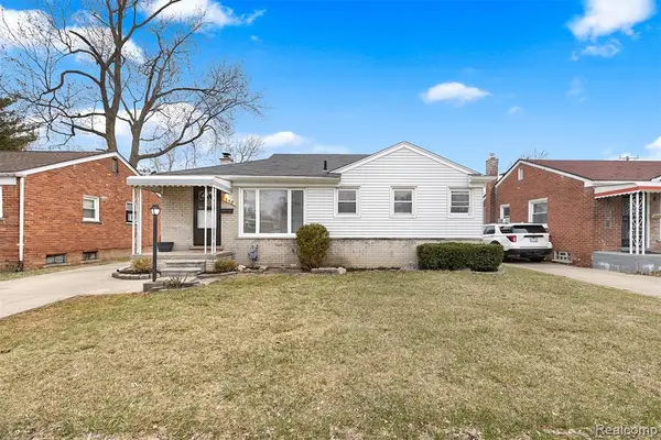 358 Greenwood, Inkster, MI 48141