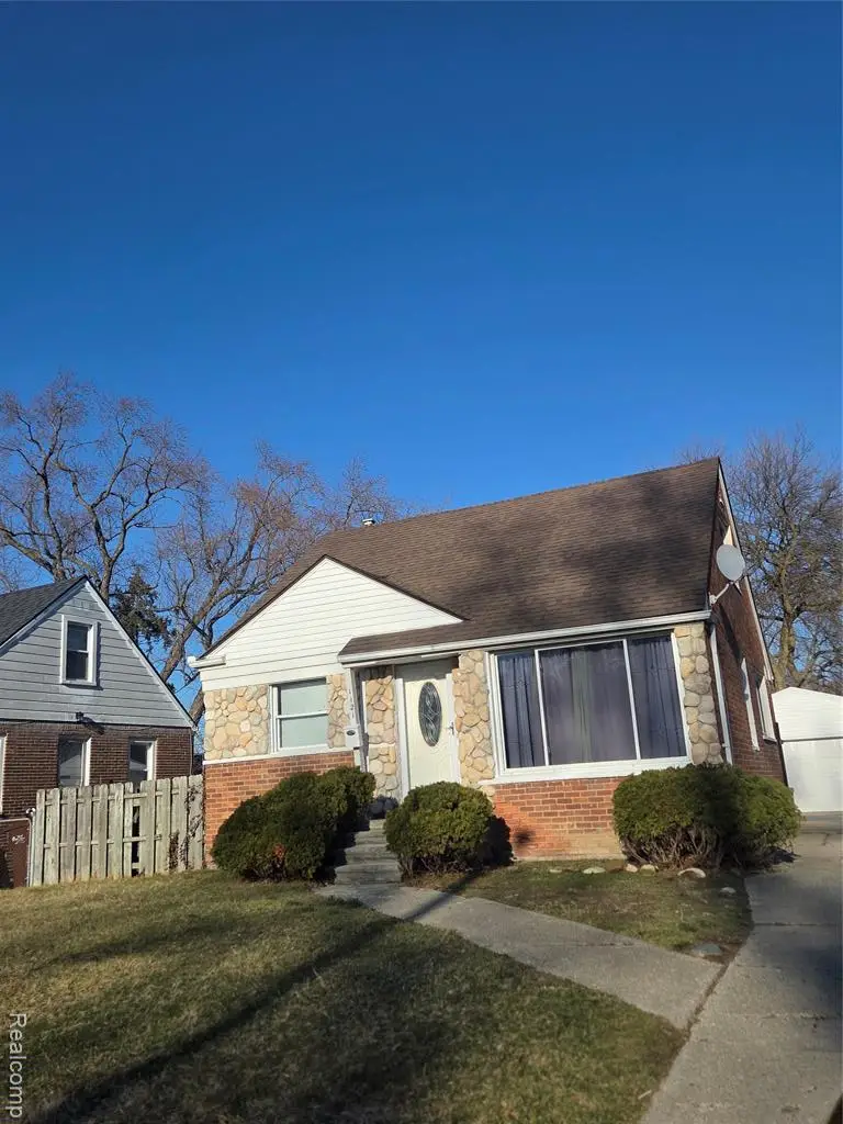 1121 S Meadowbrook, Inkster, MI 48141 - #2