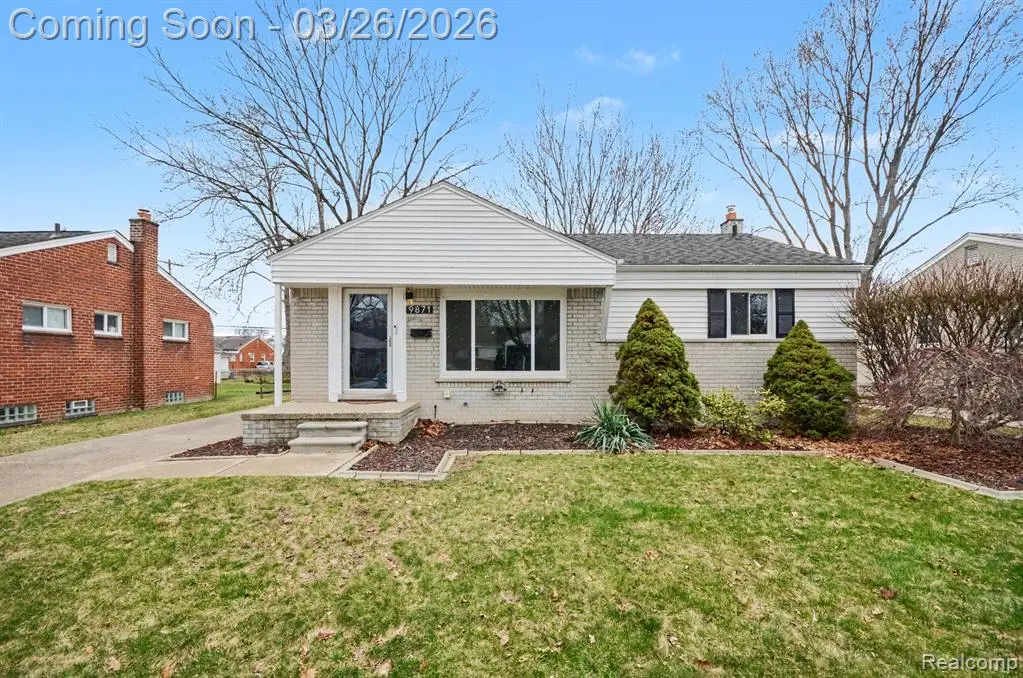9871 Doris, Livonia, MI 48150 - #1