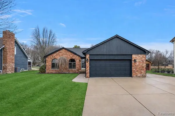 51604 Base, New Baltimore, MI 48047
