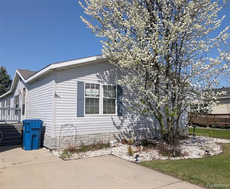 8 Brookfield, Swartz Creek, MI 48473 - #1