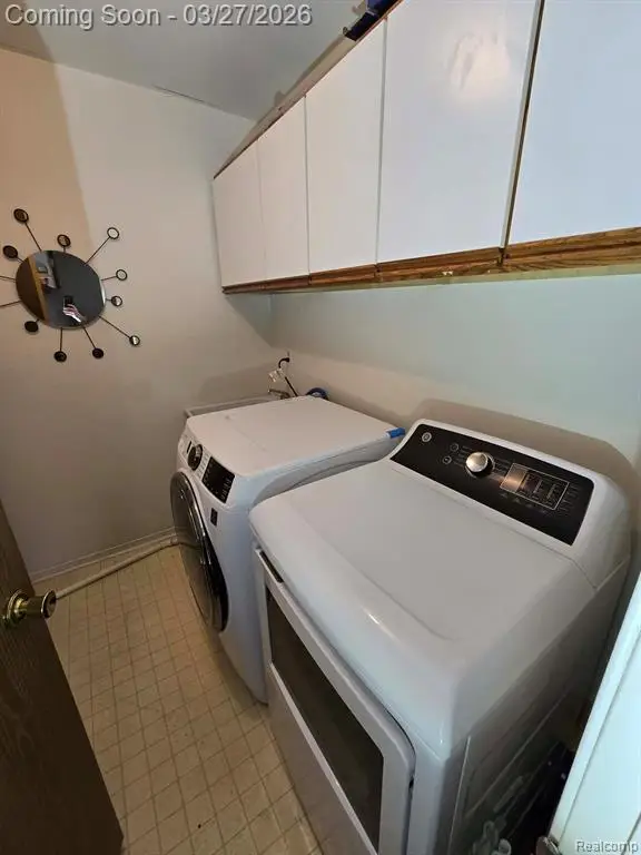 29564 Clarita, Livonia, MI 48152 - #2