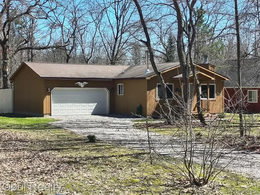 207 Butterfield, Houghton Lake, MI 48629 - #1