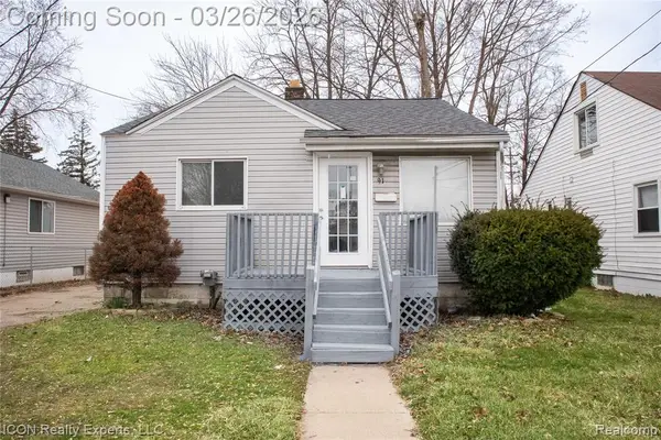 91 Martin Luther King Jr, Pontiac, MI 48342