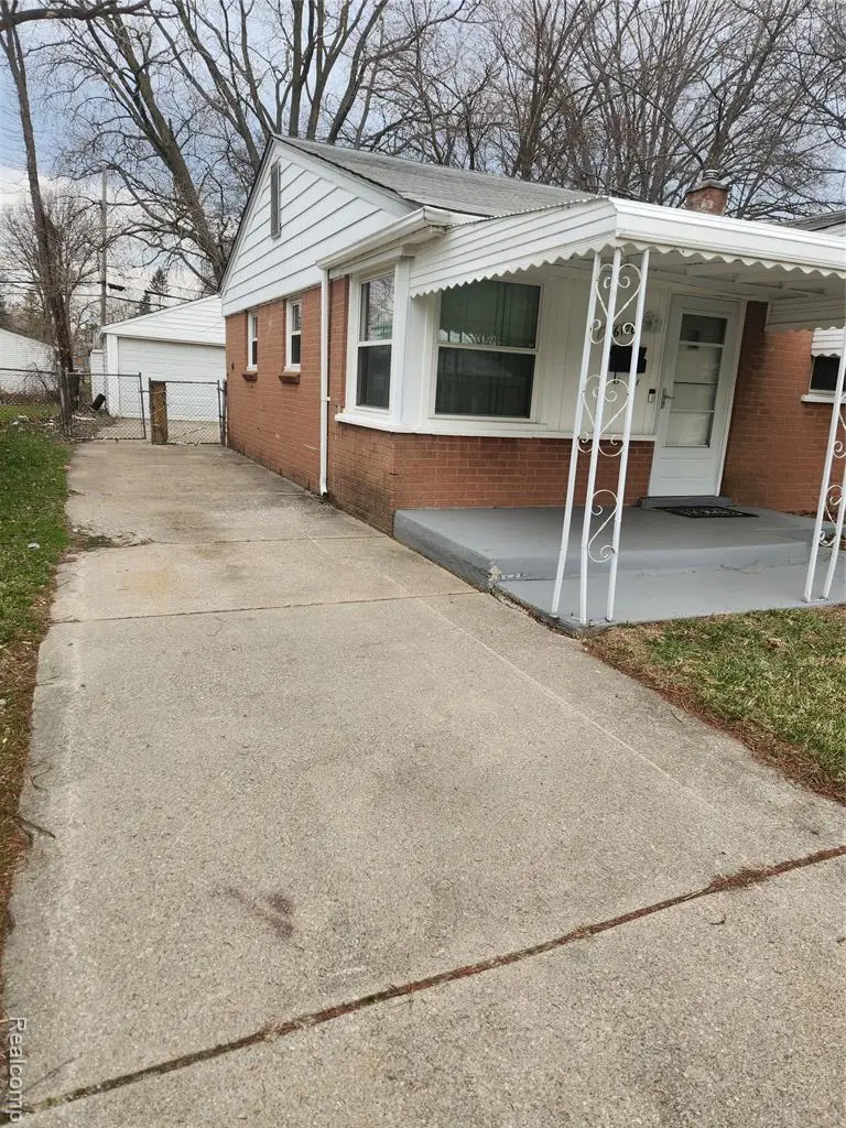26176 Andover, Inkster, MI 48141 - #2