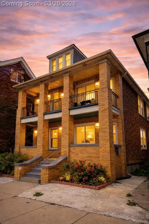 2361 Caniff, Hamtramck, MI 48212