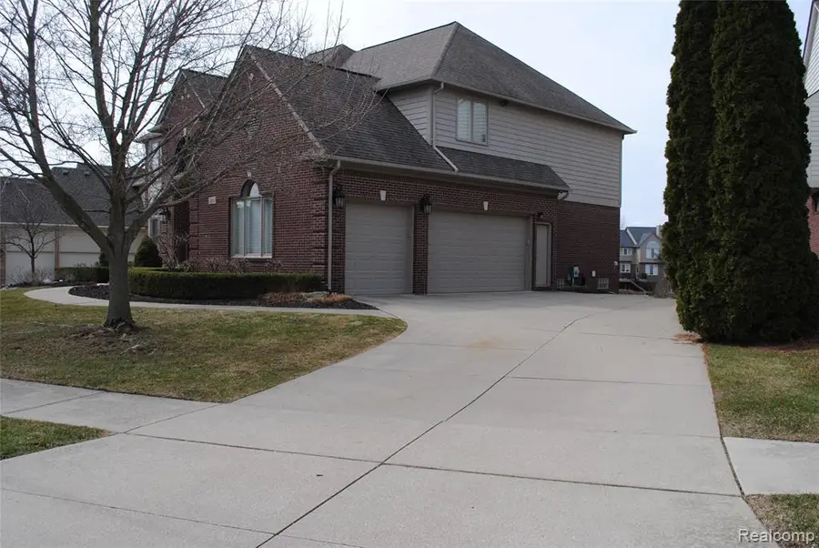 1271 Tulberry, Rochester, MI 48306 - #2