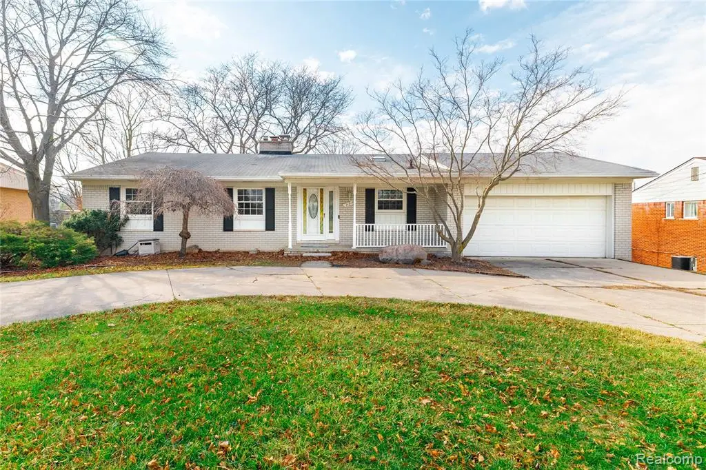 21918 Knudsen, Grosse Ile, MI 48138 - #1