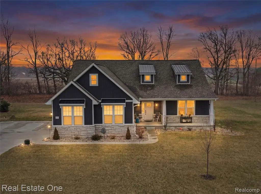 8370 Grist Mill, Fenton, MI 48430 - #1