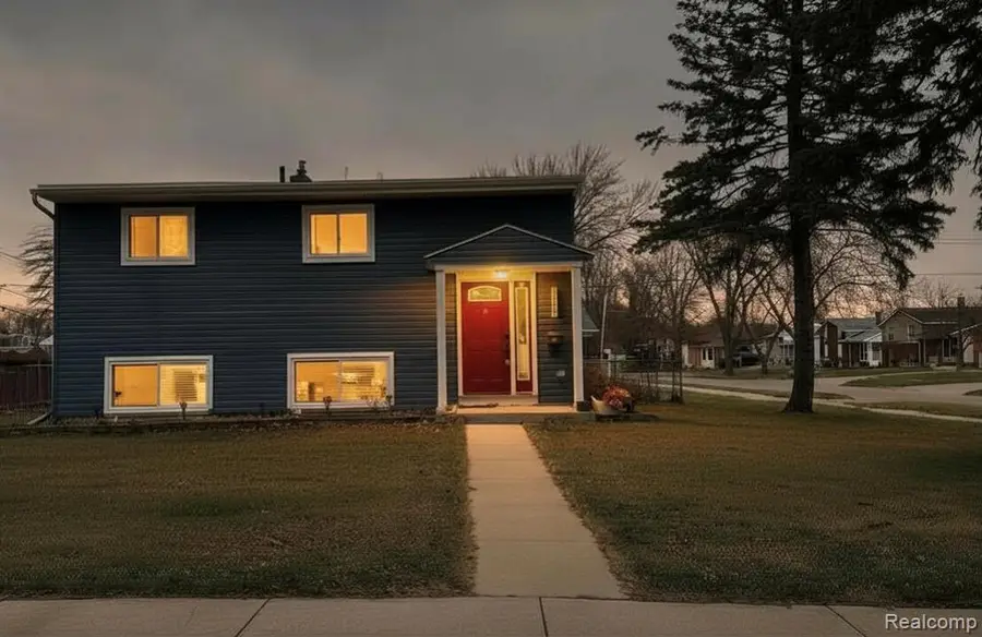 31866 Lynne, Rockwood, MI 48173 - #2