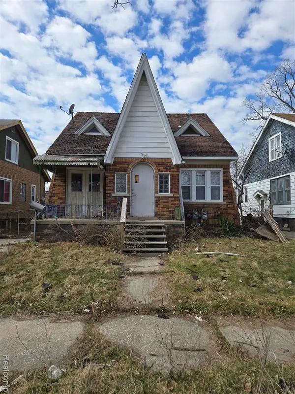 17325 Barlow, Detroit, MI 48205