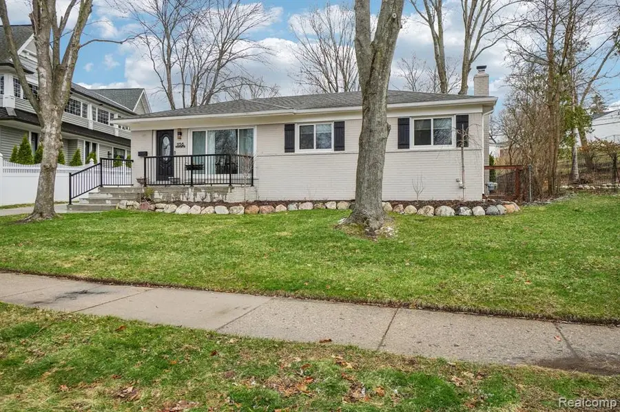 1156 Sycamore, Rochester, MI 48307 - #3
