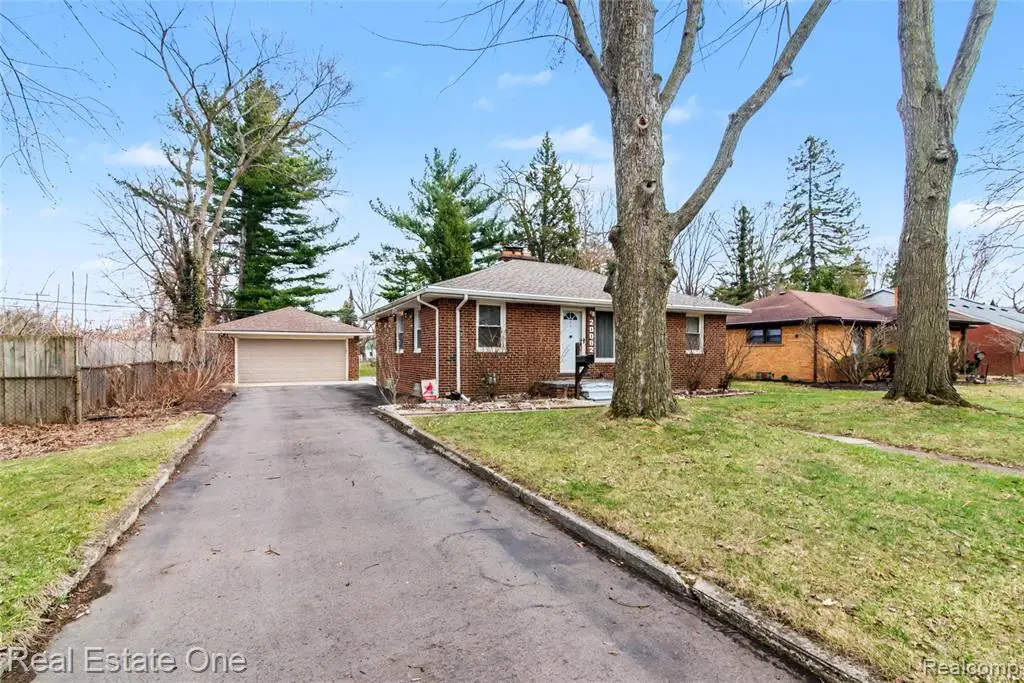 20082 Garfield, Redford, MI 48240 - #1