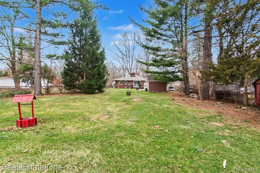 20082 Garfield, Redford, MI 48240 - #2