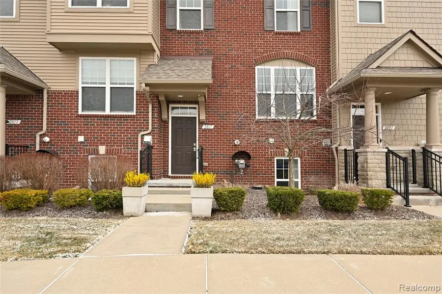 2817 Hartwick, Rochester Hills, MI 48307 - #2