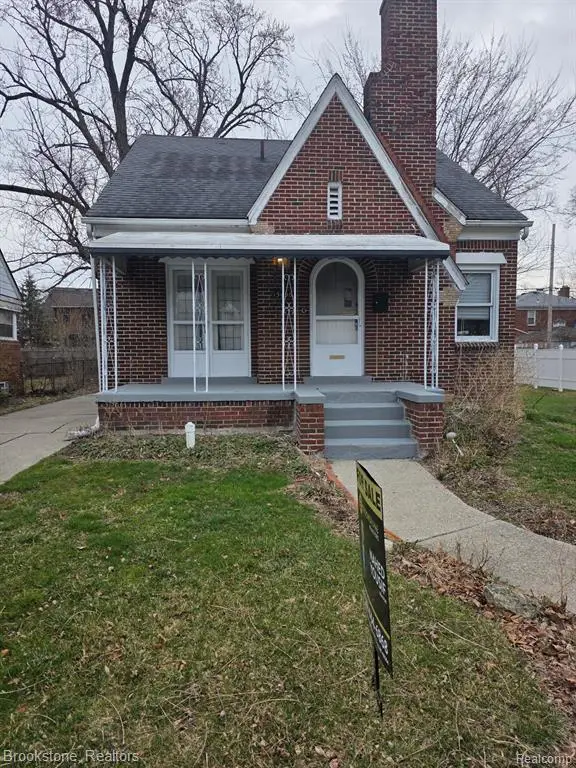 15496 Minock, Detroit, MI 48223