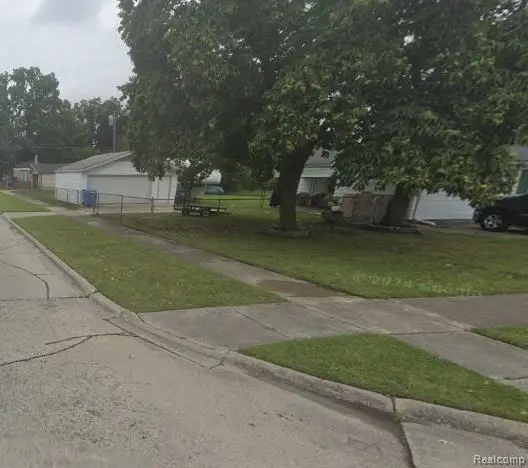 Vacant Gertrude, Dearborn Heights, MI  - #3