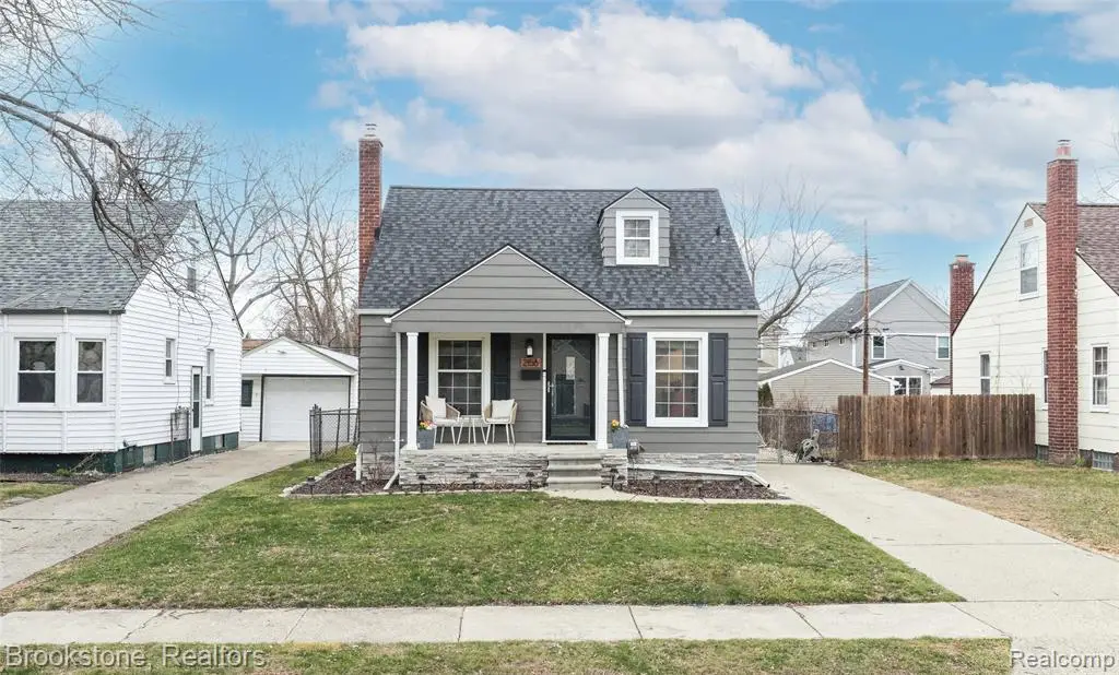 2156 Cambridge, Berkley, MI 48072 - #1