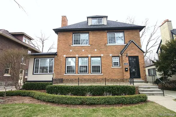 1383 Bishop, Grosse Pointe, MI 48230