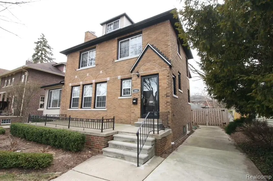 1383 Bishop, Grosse Pointe, MI 48230 - #3