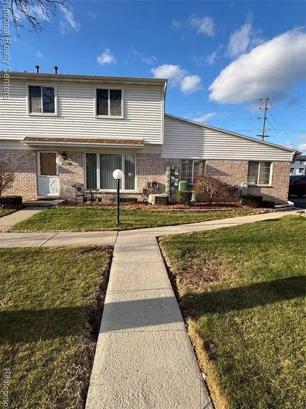 37543 Colonial #124, Westland, MI 48185