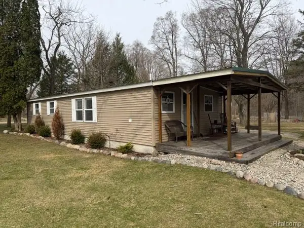 2700 Flint River, Lapeer, MI 48446