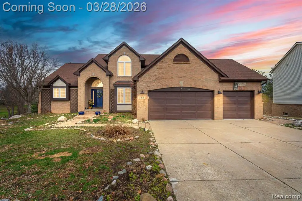 185 Columbia, South Lyon, MI 48178 - #1