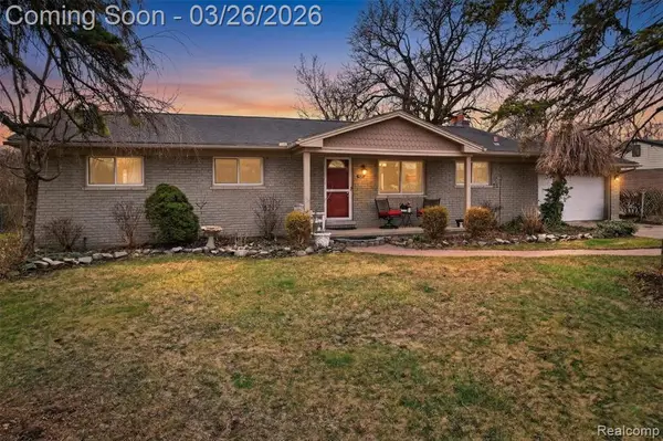 447 Lange, Troy, MI 48098