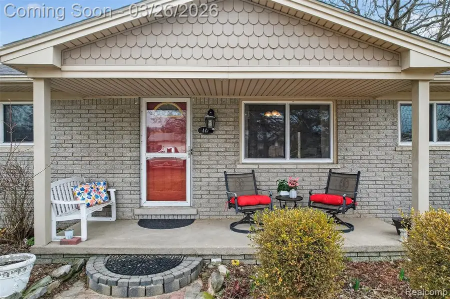 447 Lange, Troy, MI 48098 - #3