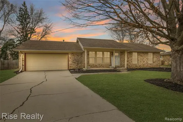 3436 Creekwood, Saginaw, MI 48601