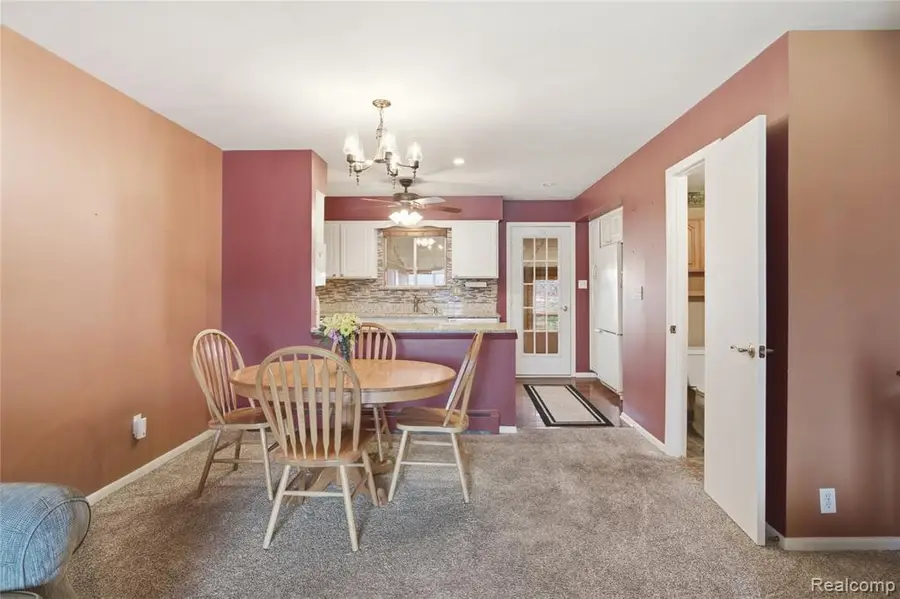25126 Franklin Franklin Terrace #6, South Lyon, MI 48178 - #3