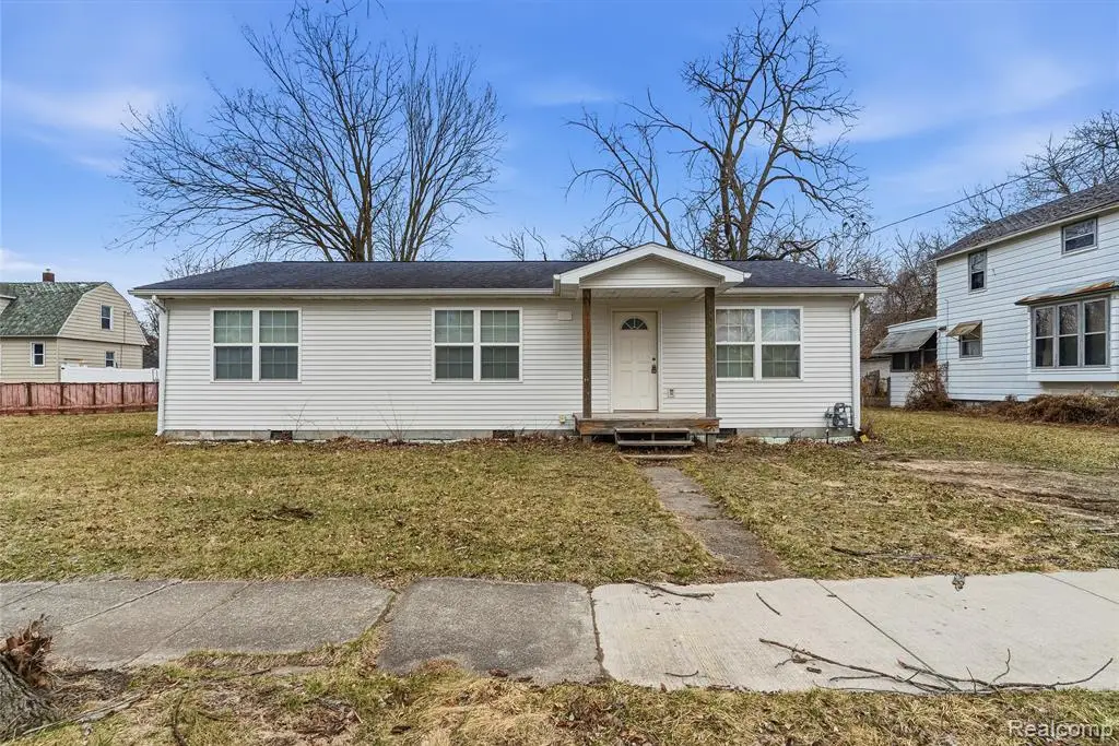 137 S Andre, Saginaw, MI 48602 - #1