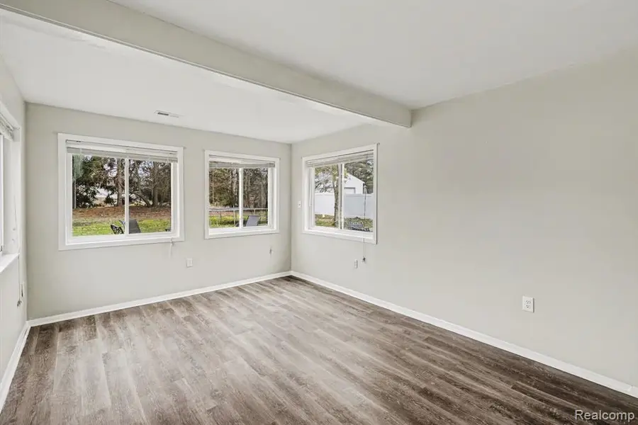 1784 Byron, Howell, MI 48855 - #2