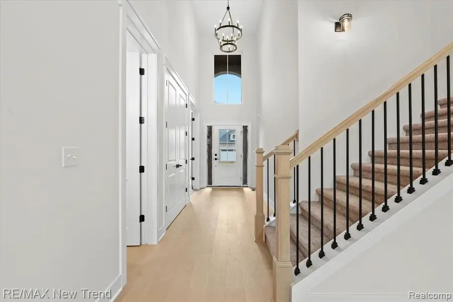 7829 Trailside, West Bloomfield, MI 48323 - #2