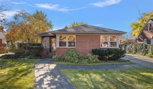 1653 Taunton, Birmingham, MI 48009