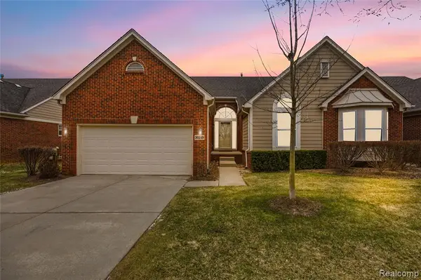 30249 Viewcrest, Novi, MI 48377