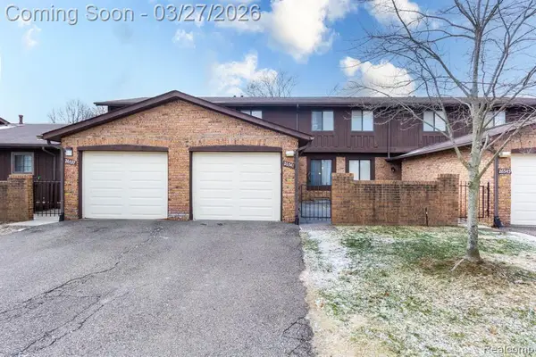 26541 Summerdale, Southfield, MI 48033