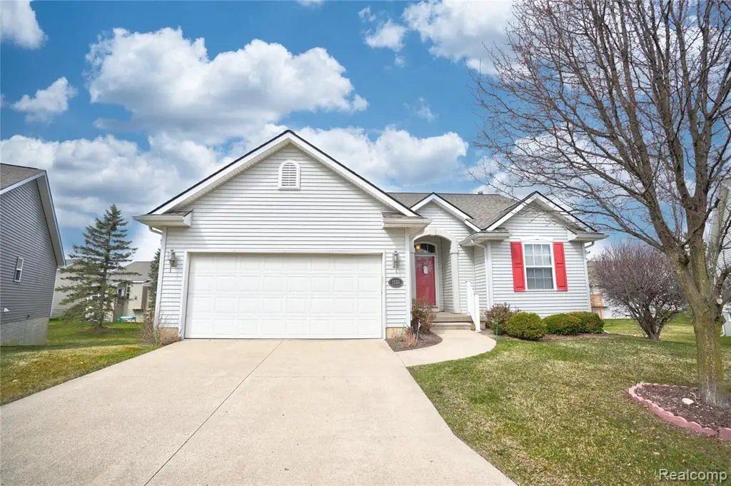 1130 Creekside, Burton, MI 48509 - #1
