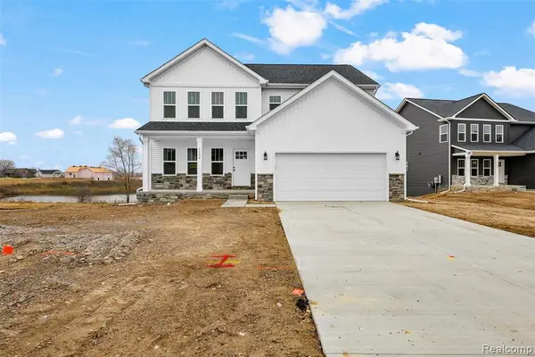 1154 Brendan Bay, Grand Blanc, MI 48439