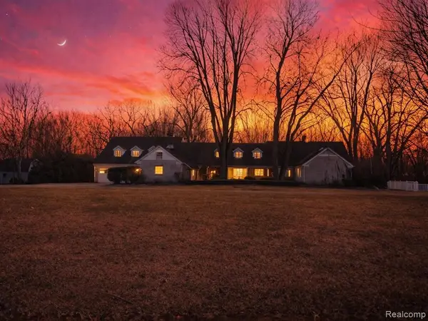 3215 Edgevale, Lambertville, MI 48144