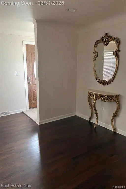 27014 Ford, Dearborn Heights, MI 48127 - #2