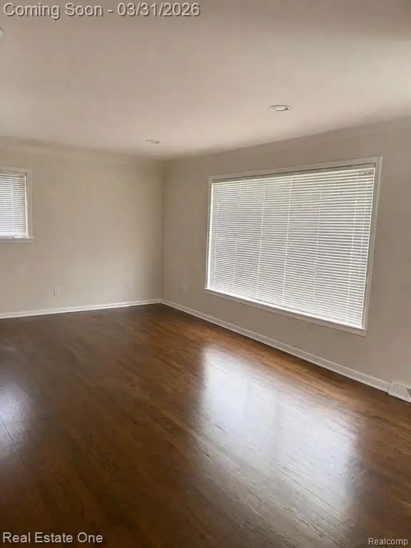 27014 Ford, Dearborn Heights, MI 48127 - #3