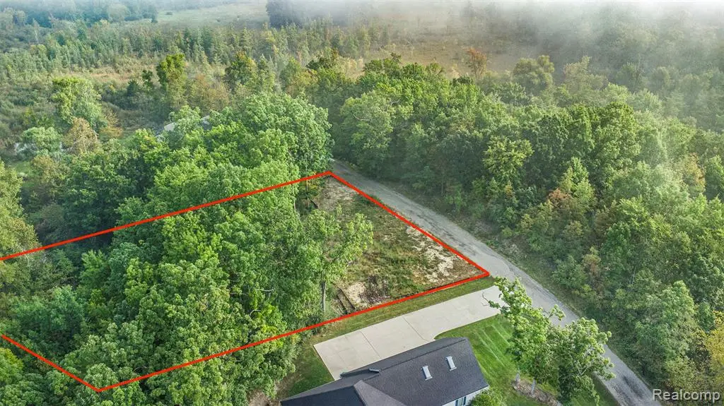 62 Preserve, Fenton, MI 48430 - #1