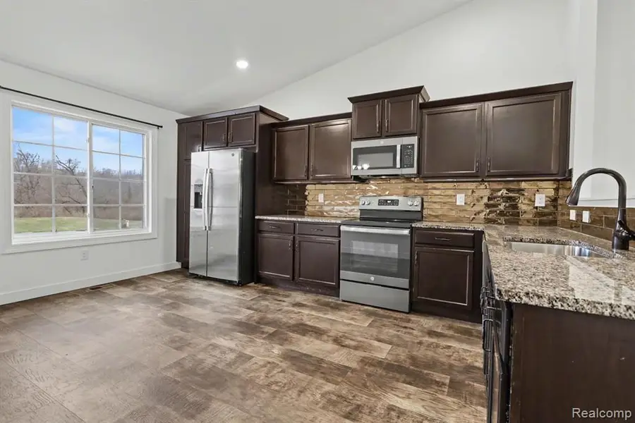 529 Swan River, Benton Harbor, MI 49022 - #2