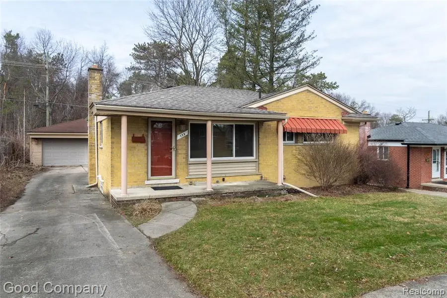 725 Duchess, Milford, MI 48381 - #2