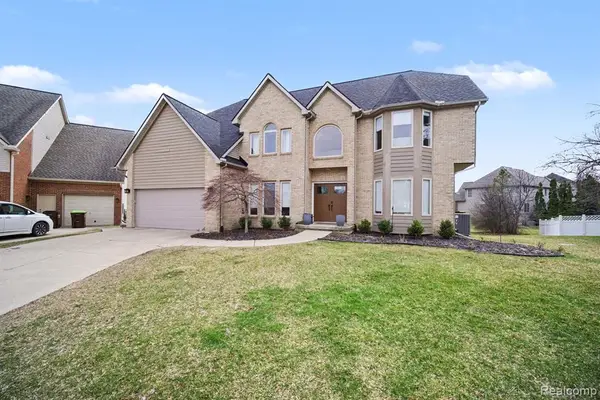 1717 Foxdale, Ann Arbor, MI 48108