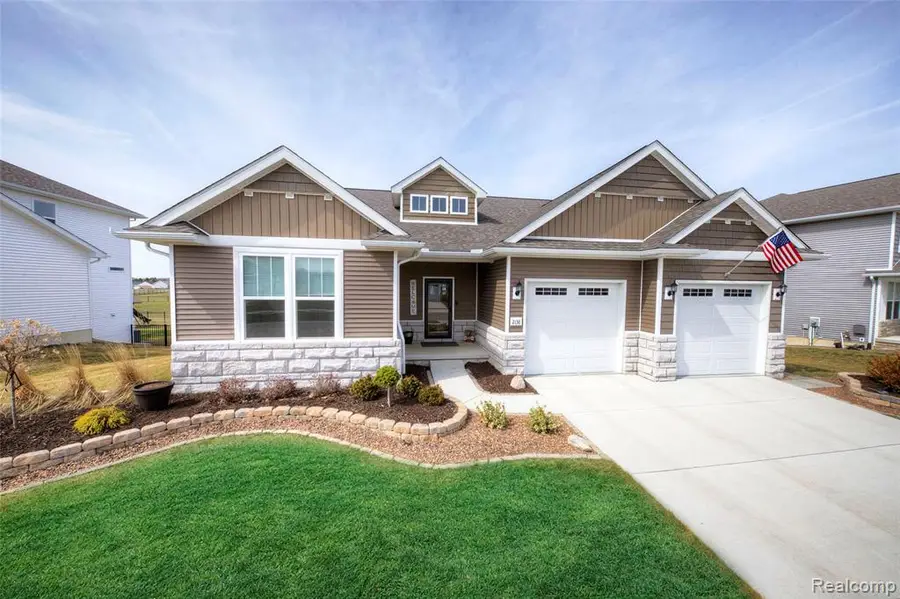 2138 Gambrel, Howell, MI 48843 - #2